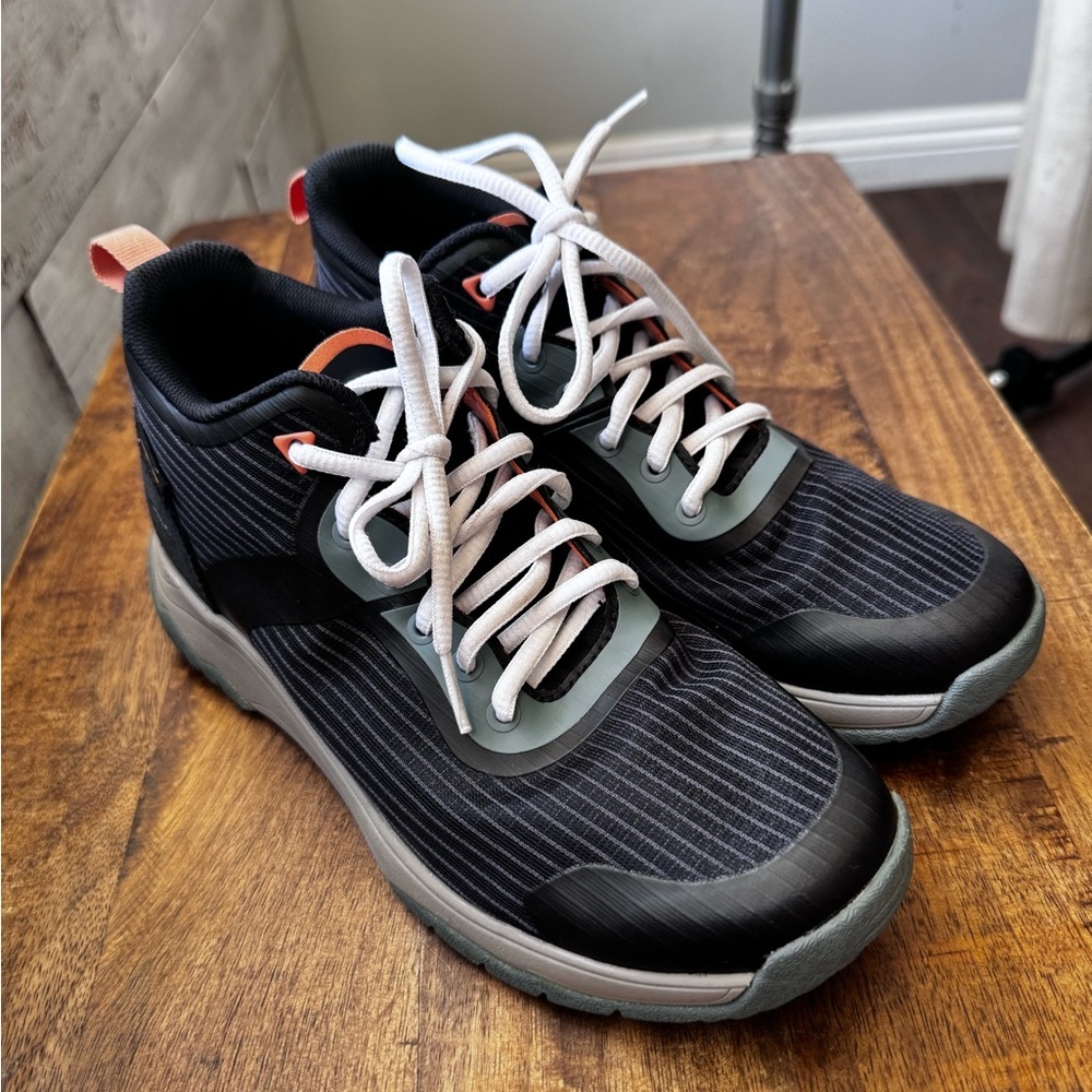Teva Hiking booties​